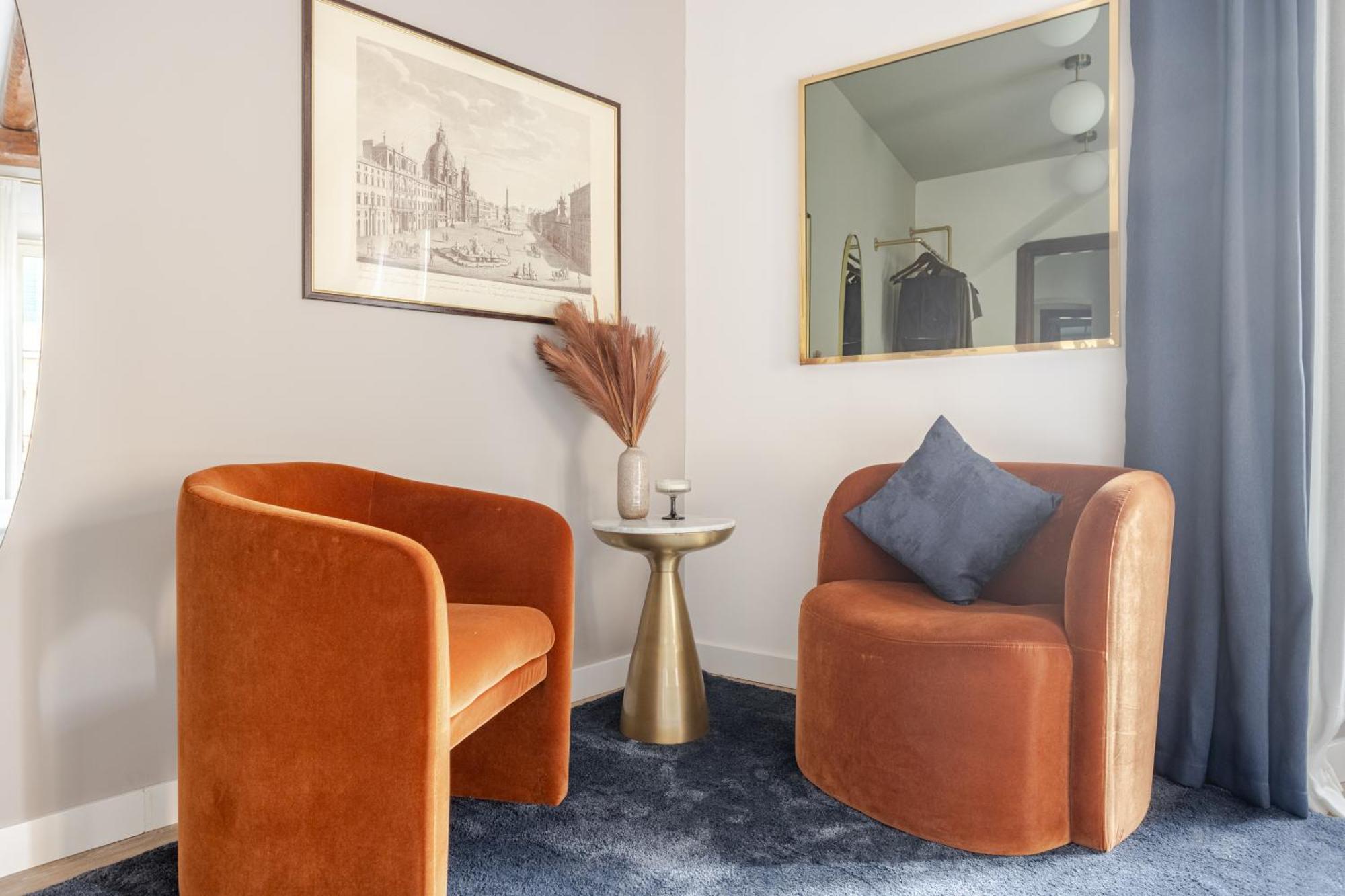 Piazza Di Spagna 2 Bedrooms And 5 Juliet Balcony Rome
