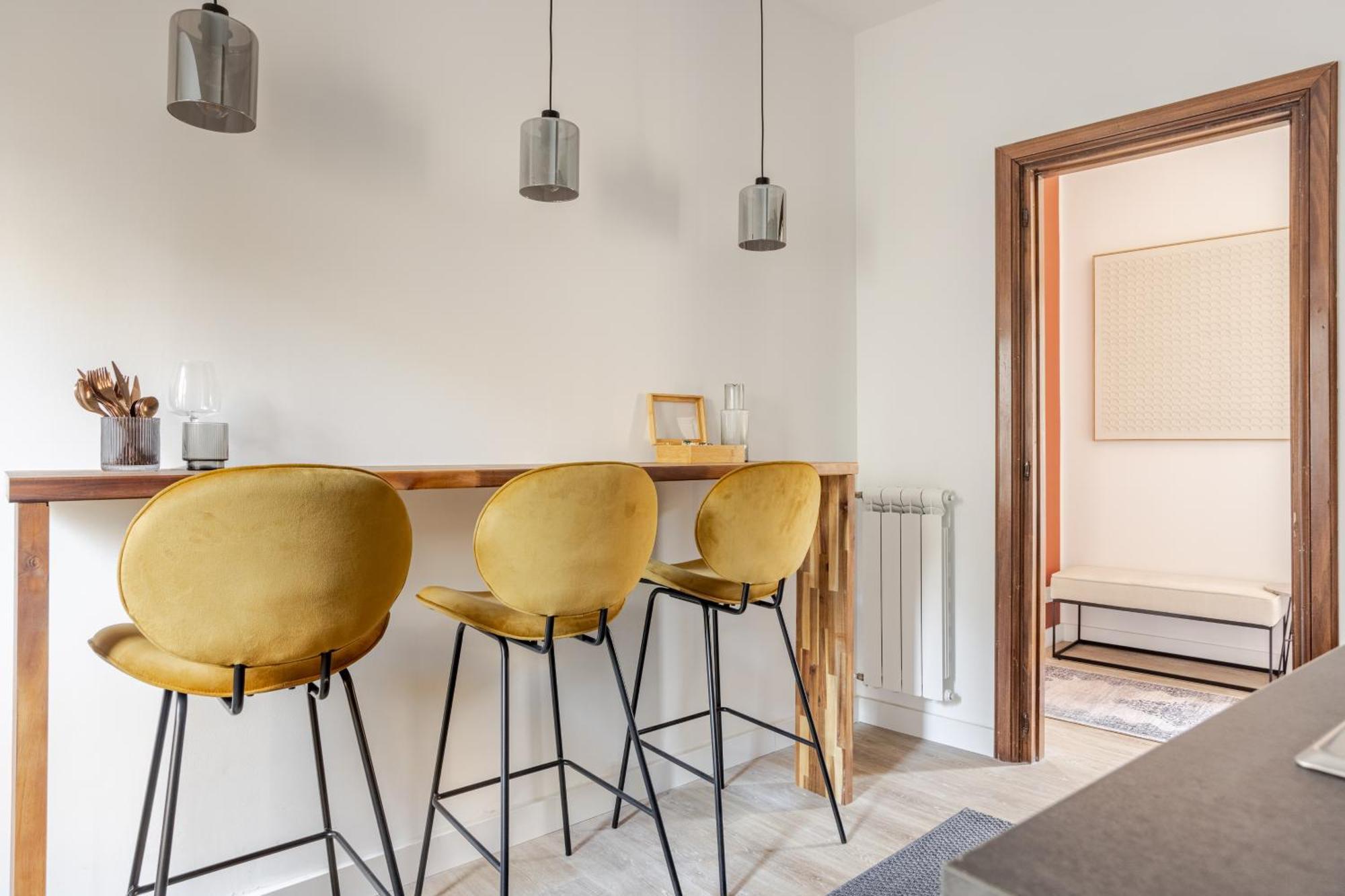 Piazza Di Spagna 2 Bedrooms And 5 Juliet Balcony *